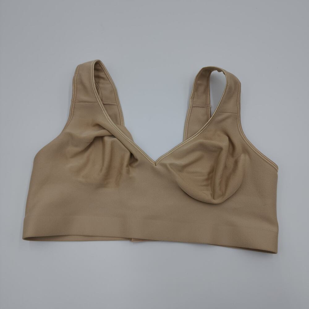 Hanes Signature Women’s Comfort Evolution Wireless Bra Size L+